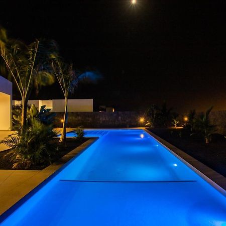 Villa Macan Тегисе Екстериор снимка