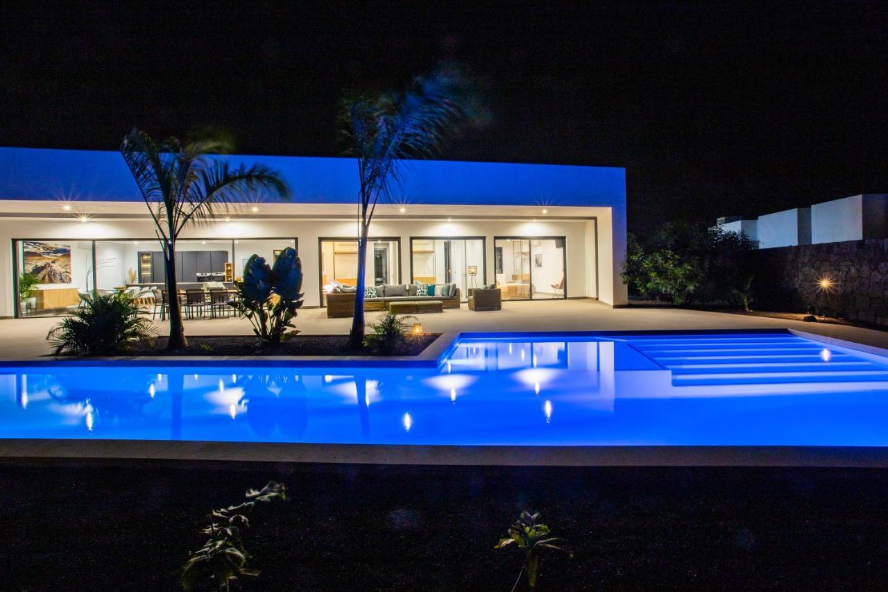 Villa Macan Тегисе Екстериор снимка